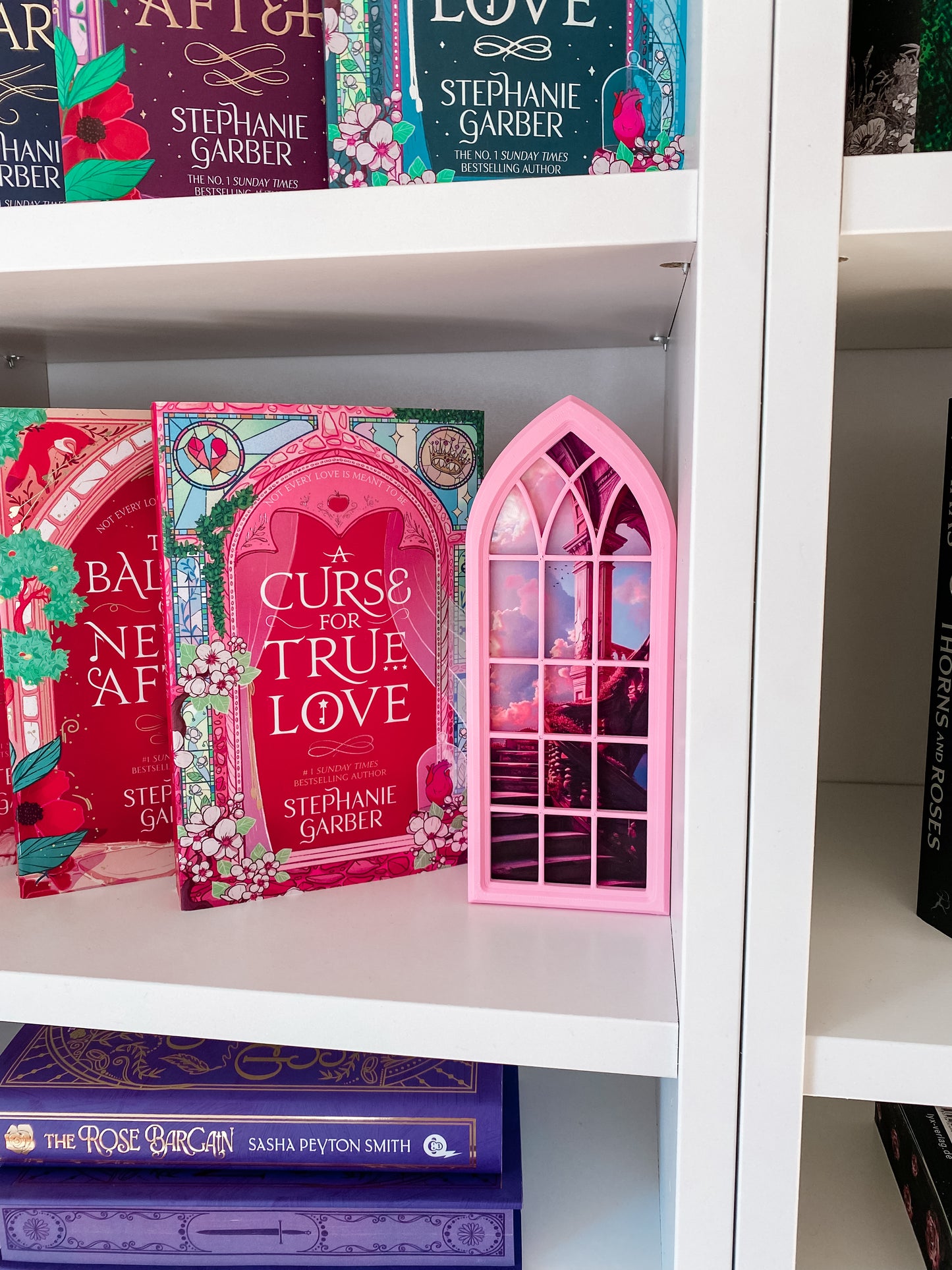 Regalfenster-Motiv “Fantasy Treppe”