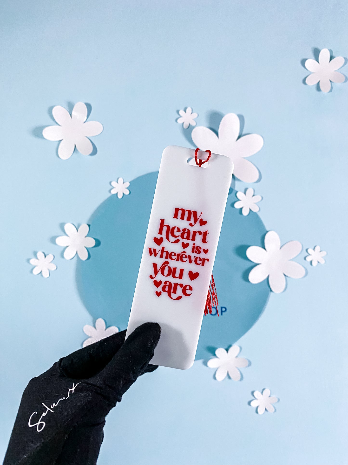 My Heart Is Wherever You Are Lesezeichen