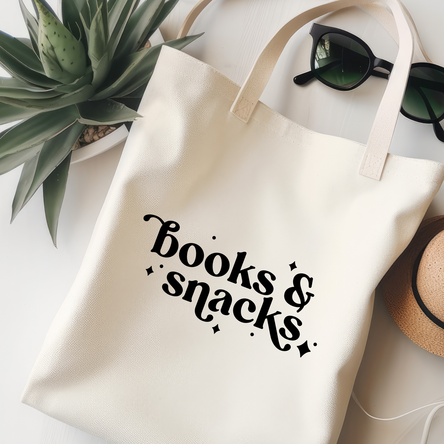 Books & Snacks Jutebeutel