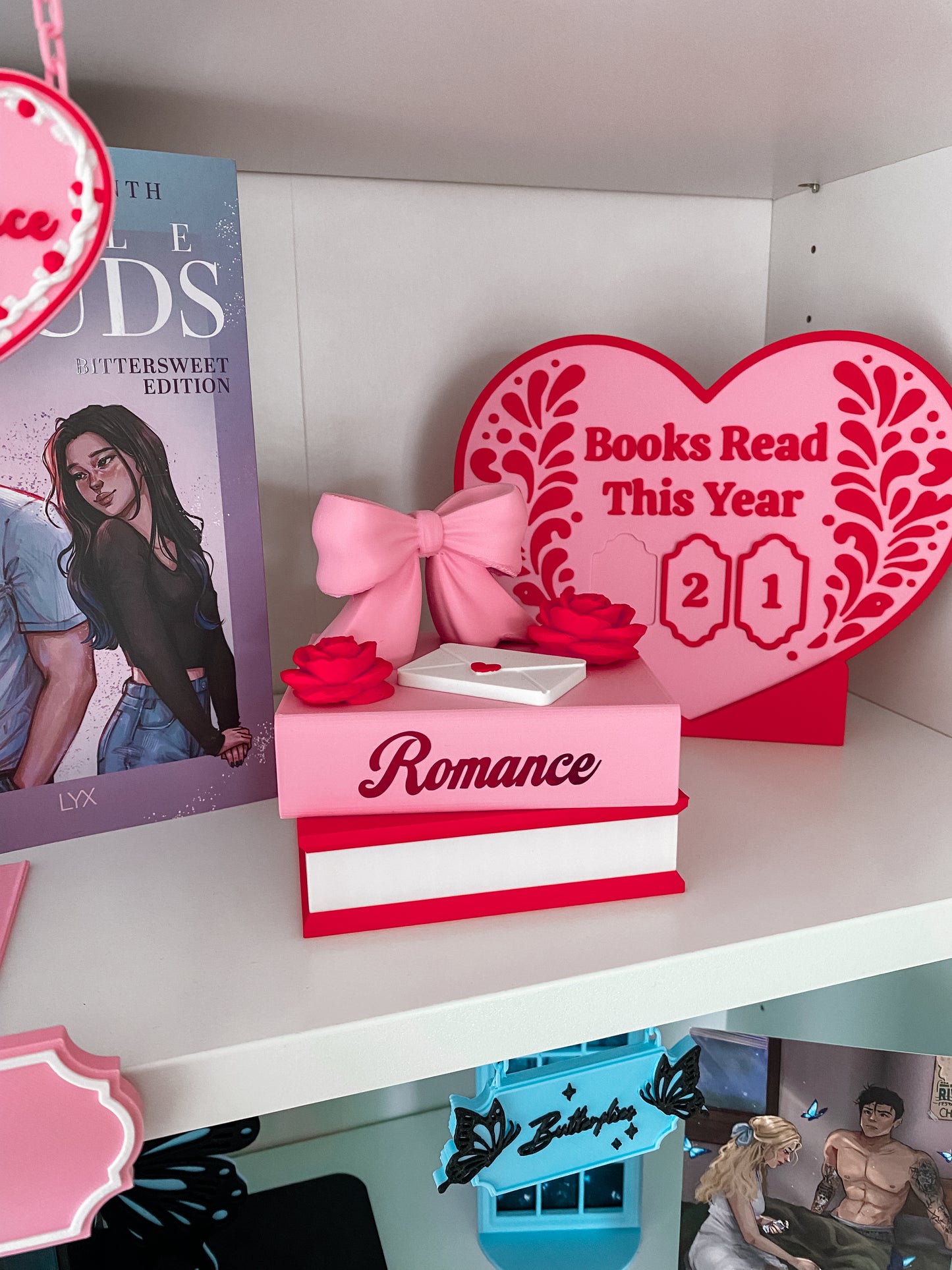 Romance Deko-Bücherstapel