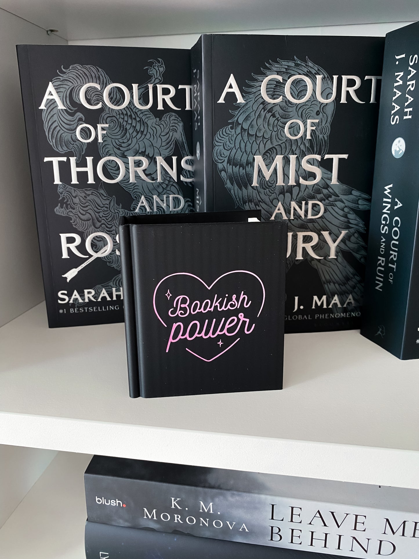 „Bookish Power“ Lesezeichenhalter