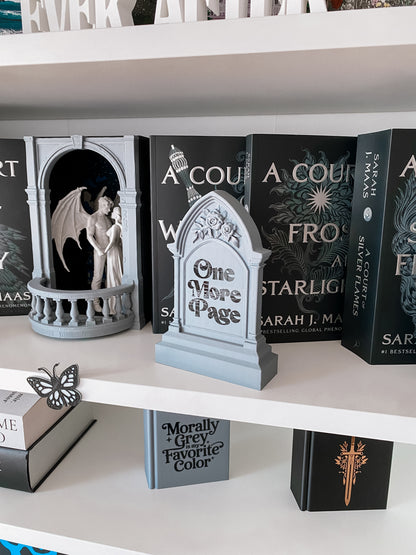 „One More Chapter“ Grabstein