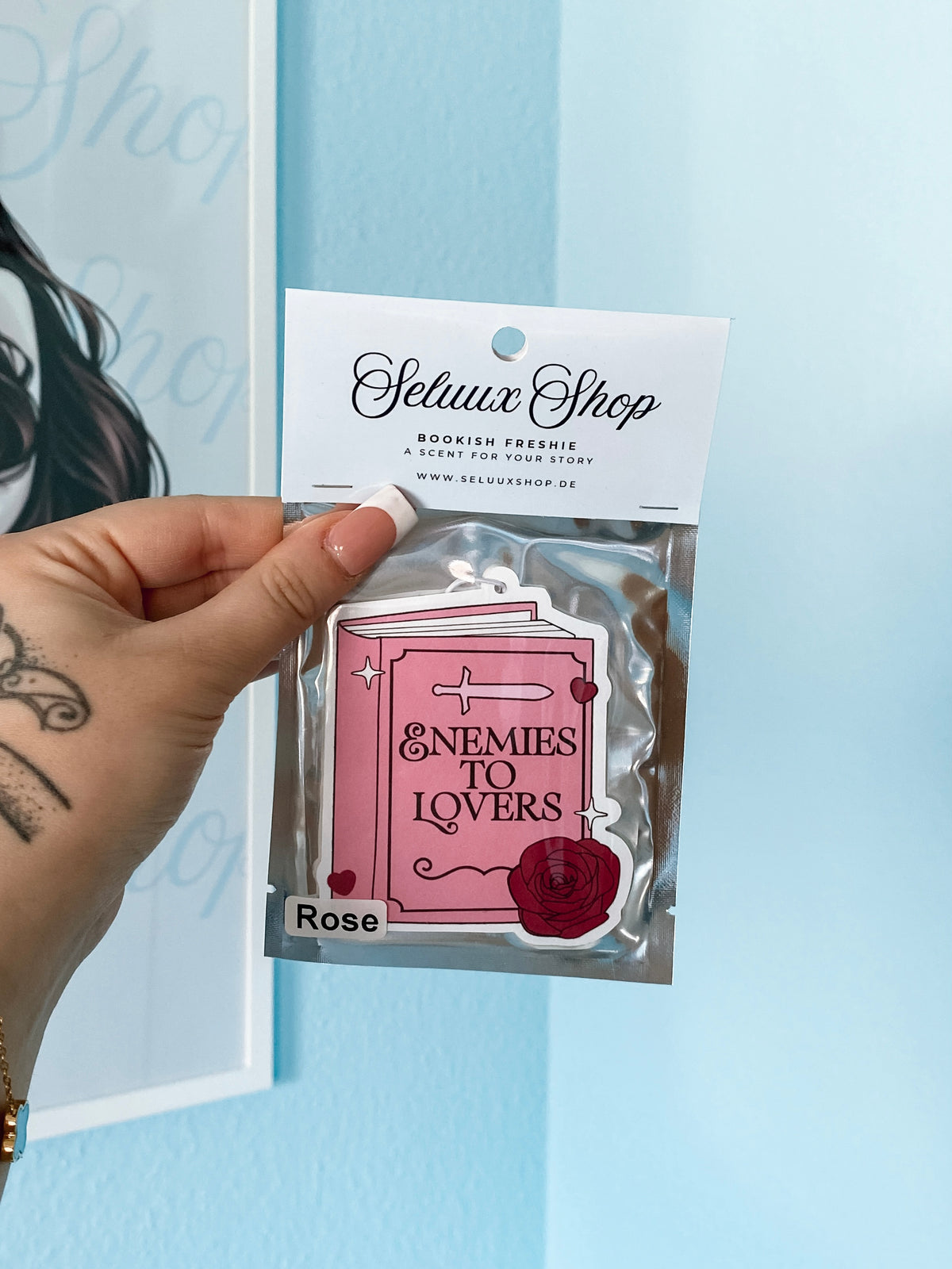 Enemies To Lovers Bookish Freshie - Rose