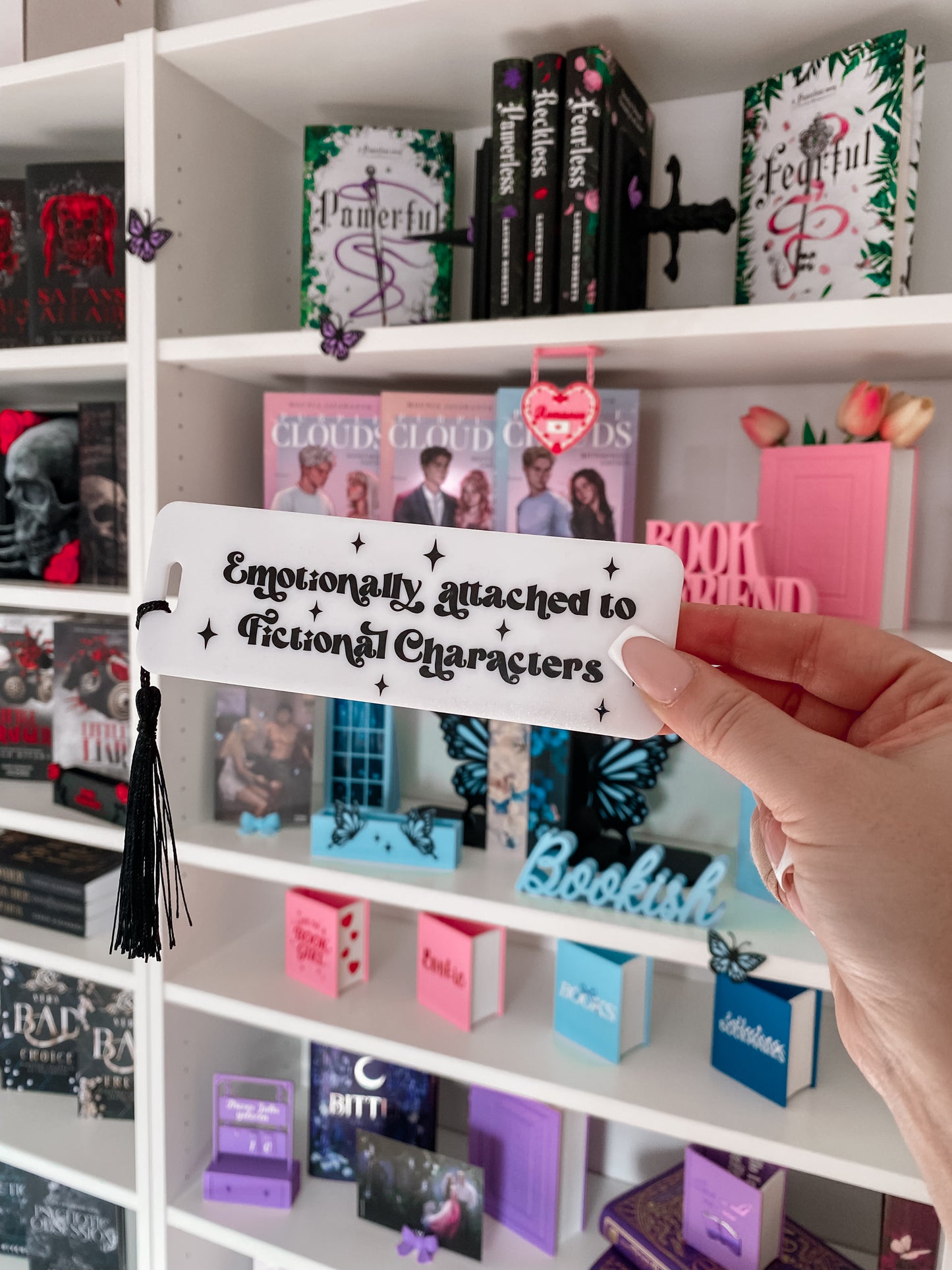 Emotionally Attached To Fictional Characters Lesezeichen