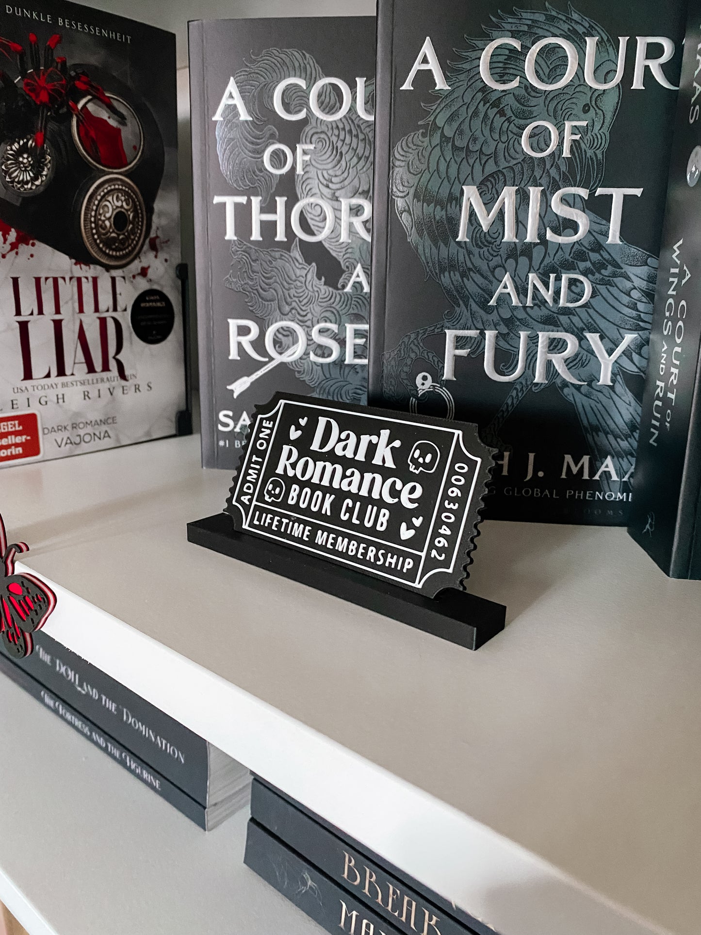 Dark Romance - Bookish Ticket