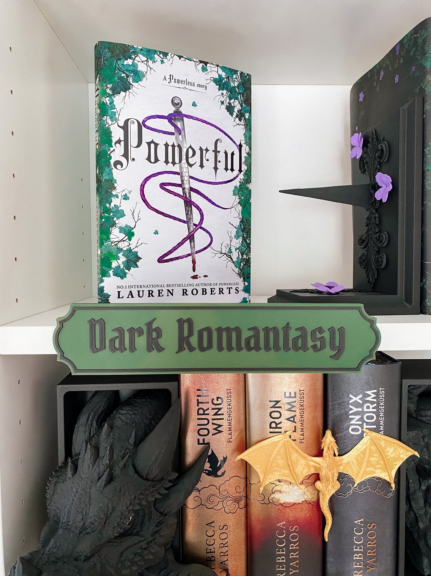 Dark Romantasy Regalschild