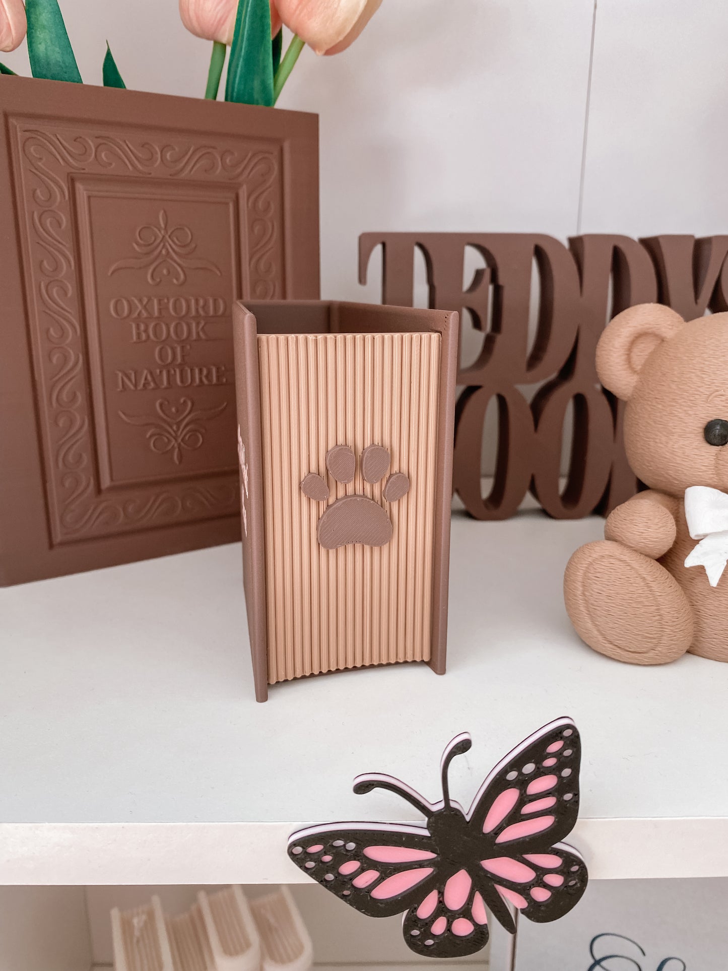 „Little Book Bear“ Lesezeichenhalter mit Farbschnitt
