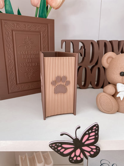„Little Book Bear“ Lesezeichenhalter mit Farbschnitt