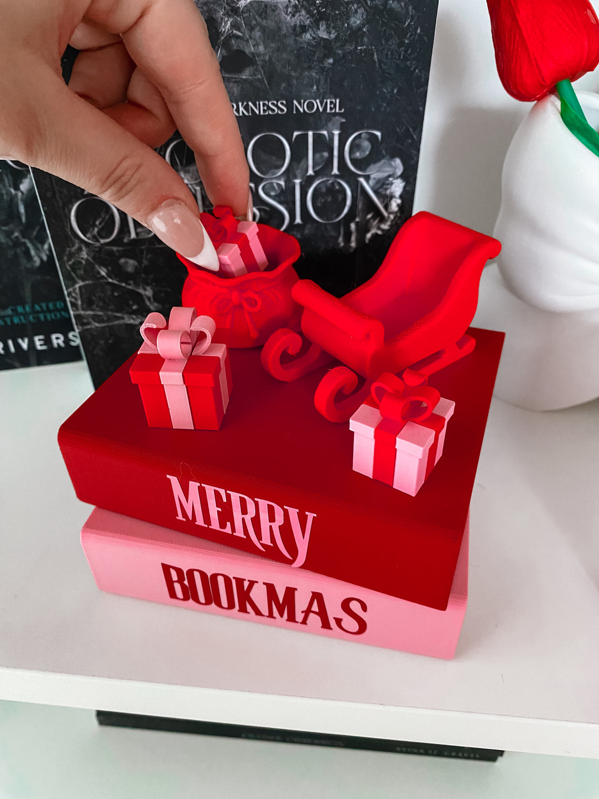 Merry Bookmas Deko-Bücherstapel - Mit extra Geschenk zur freien Platzierung!